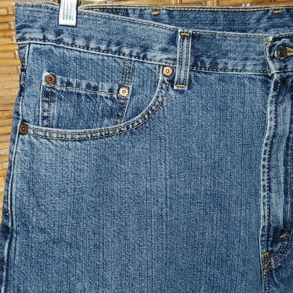 Levi's 550 Jean Shorts 38 - Picture 2 of 9